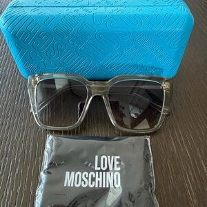 Brand New Love Moschino Sunglasses Clear Frame😎 Unisex Style